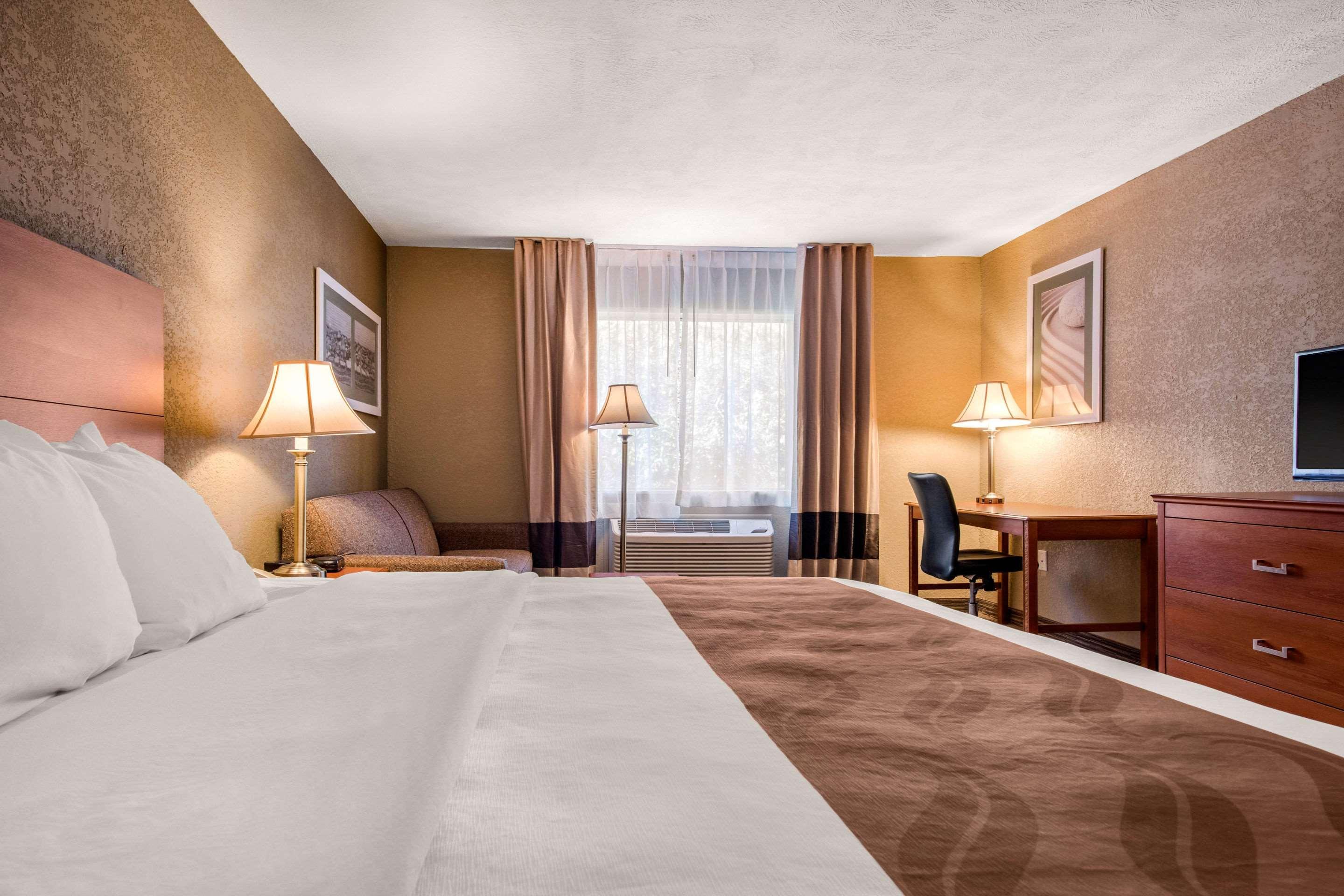 Quality Inn & Suites New Castle Exteriér fotografie